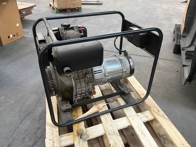 Genermore km186f stroomgenerator - afbeelding 6 van  9