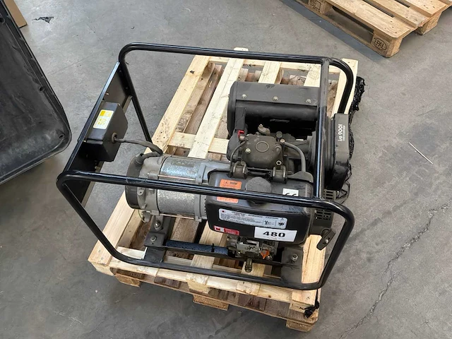 Genermore km186f stroomgenerator - afbeelding 8 van  9