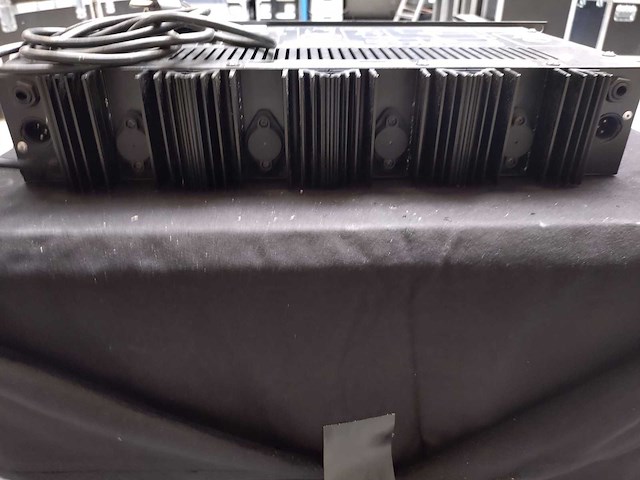 Genexxa - xw-250 - amplifier - afbeelding 2 van  2