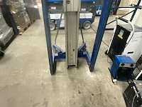 Genie la15 handmatige materiaallift / montagelift - afbeelding 2 van  9