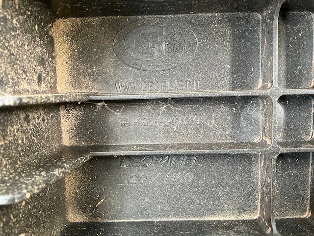 Geoplast geopanel kunststoffen dragers (20x) - afbeelding 1 van  2