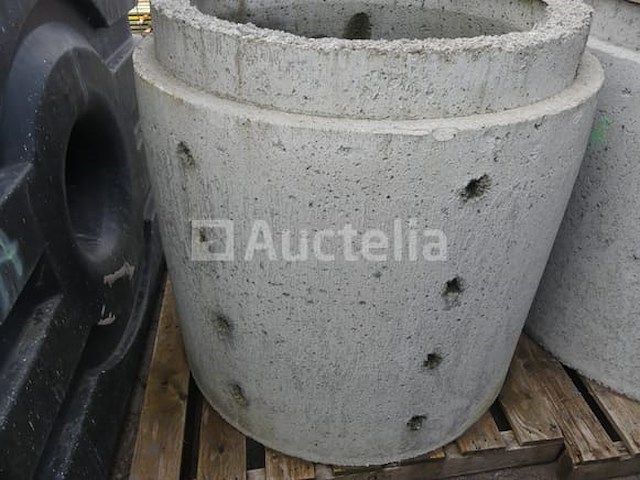 Geperforeerde betonnen ring voor verloren putten - afbeelding 4 van  5