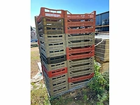 Geperforeerde kunststof stapelkrat (48x) - afbeelding 3 van  3