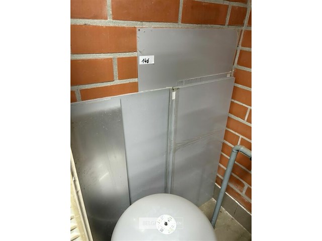 Gepoederlakte aluminium platen - afbeelding 1 van  2