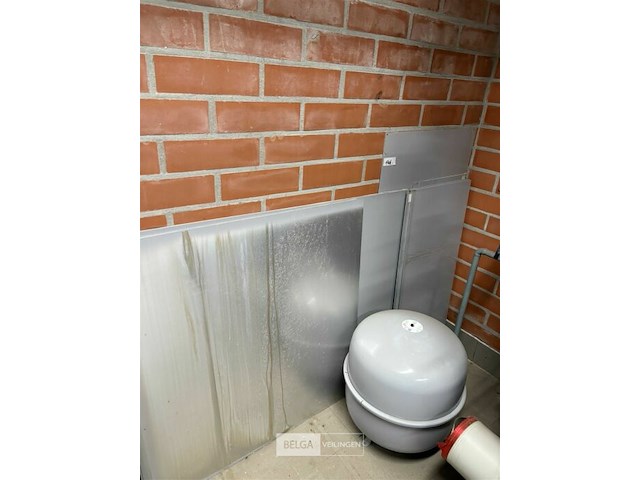 Gepoederlakte aluminium platen - afbeelding 2 van  2