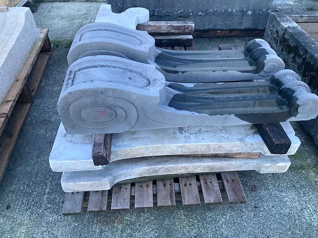 Geprofileerde elementen in marmer - afbeelding 5 van  9