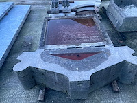 Geprofileerde elementen in marmer - afbeelding 9 van  9