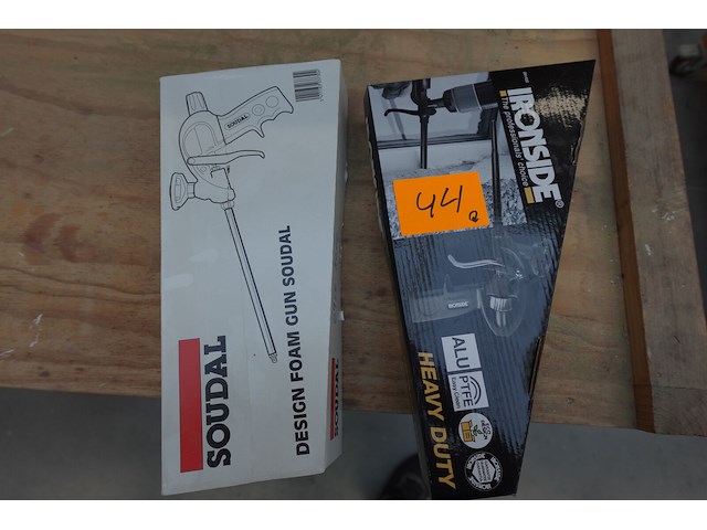 Gereedfschapskoffer stanley + divers handgereedschap - afbeelding 3 van  7