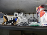 Gereedschap en accessoires (inhoud van de werkplaatscontainer) - afbeelding 7 van  18