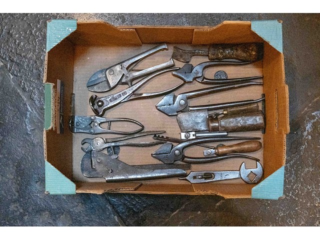 Gereedschap glazenmaker e.a. - afbeelding 1 van  1