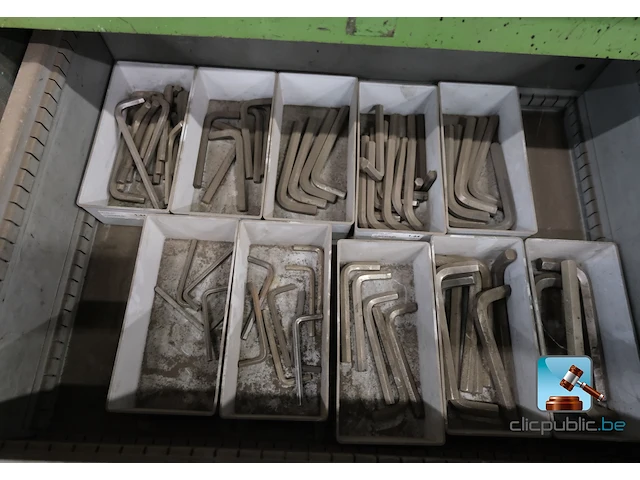Gereedschap met inhoud - afbeelding 8 van  11