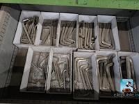Gereedschap met inhoud - afbeelding 8 van  11