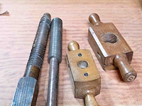 Gereedschap om draad te trekken - afbeelding 1 van  1