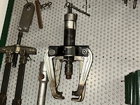 Gereedschap op bord - afbeelding 3 van  5