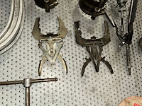 Gereedschap op bord - afbeelding 4 van  4