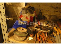 Gereedschap, schroeven en diverse beslagen - afbeelding 12 van  12