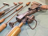 Gereedschap voor de smid met gasbrander om te solderen - afbeelding 2 van  3