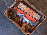 Gereedschap voor lederbewerking - afbeelding 1 van  3