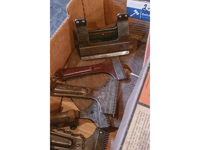 Gereedschap voor lederbewerking - afbeelding 3 van  3