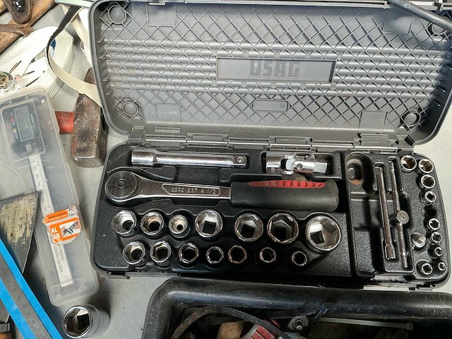 Gereedschap - afbeelding 2 van  6