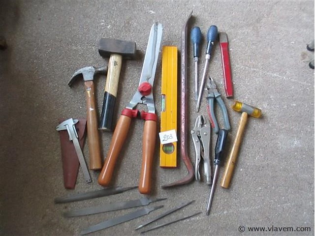 Gereedschap - afbeelding 1 van  2