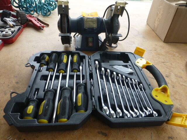 Gereedschap - afbeelding 1 van  4