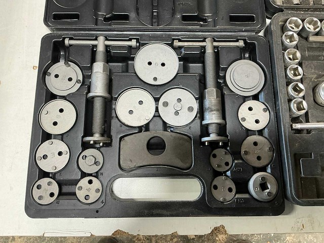 Gereedschap - afbeelding 2 van  6