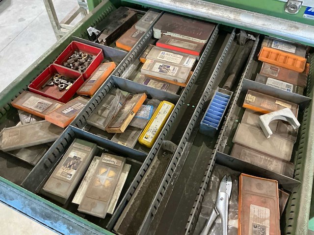 Gereedschapkamer draaibank - afbeelding 5 van  11