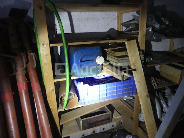 Gereedschappen (containerinhoud) - afbeelding 2 van  10