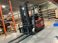 Gereedschappen, werkkleding en bevestigingsmaterialen