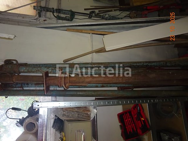 Gereedschappen - afbeelding 3 van  4