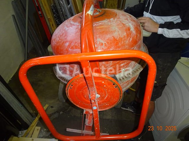 Gereedschappen - afbeelding 1 van  5