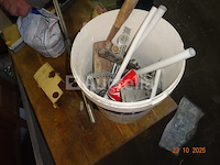 Gereedschappen - afbeelding 1 van  4