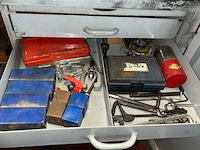 Gereedschapskar met inhoud - afbeelding 3 van  7