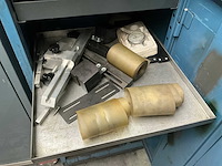 Gereedschapskast met inhoud (2x) - afbeelding 3 van  11