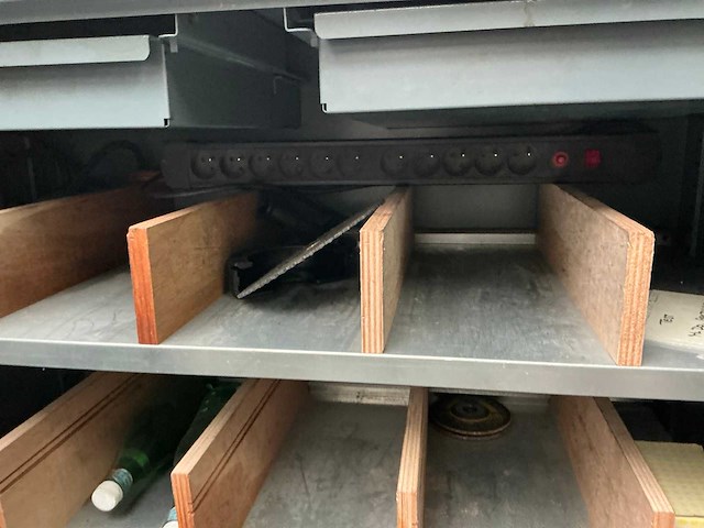 Gereedschapskast met inhoud (2x) - afbeelding 5 van  11