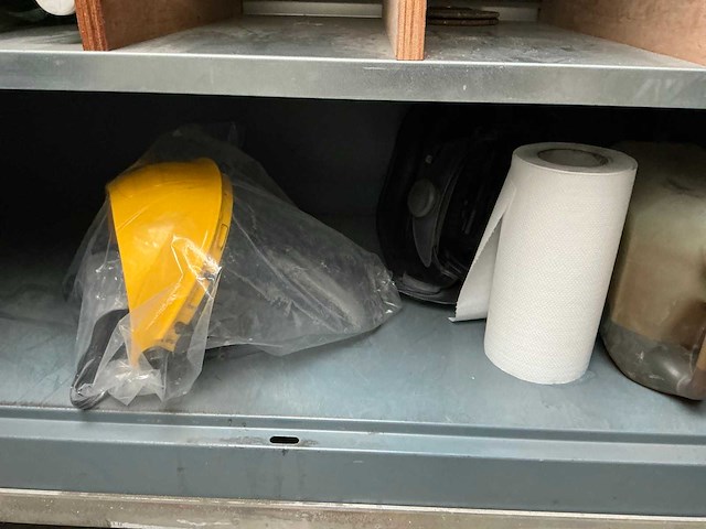 Gereedschapskast met inhoud (2x) - afbeelding 7 van  11