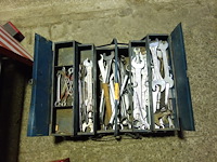 Gereedschapskist met materiaal - afbeelding 1 van  1