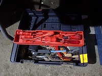 Gereedschapskist met materiaal - afbeelding 1 van  12