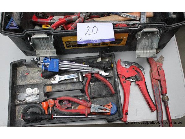 Gereedschapskoffer - stanley o.a. set lijmklemmen - diverse maten pijpsnijder inbussleutelset - diverse maten waterpomptang handgereedschap diversen - afbeelding 2 van  4