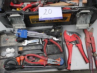 Gereedschapskoffer - stanley o.a. set lijmklemmen - diverse maten pijpsnijder inbussleutelset - diverse maten waterpomptang handgereedschap diversen - afbeelding 2 van  4