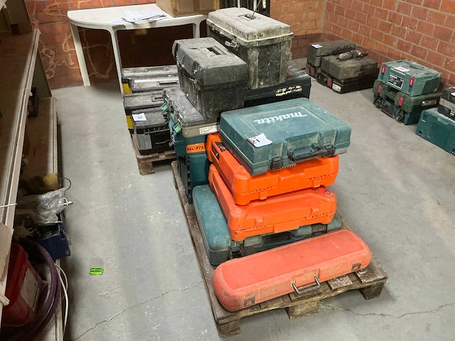 Gereedschapskoffer (13x) - afbeelding 1 van  6