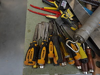 Gereedschapskoffer + divers handgereedschap - afbeelding 3 van  10