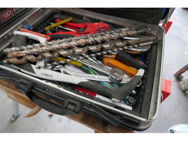 Gereedschapskoffer + dopsleutelset - afbeelding 1 van  3