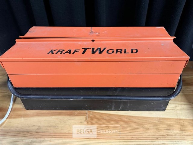 Gereedschapskoffer met deels potsleutels - afbeelding 3 van  3