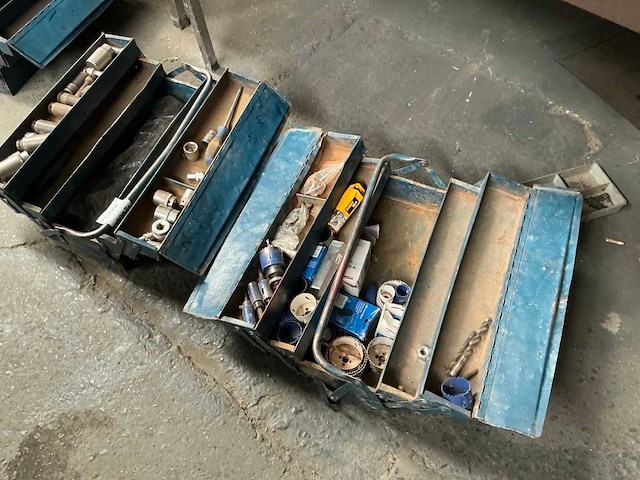 Gereedschapskoffer met inhoud (2x) - afbeelding 1 van  8