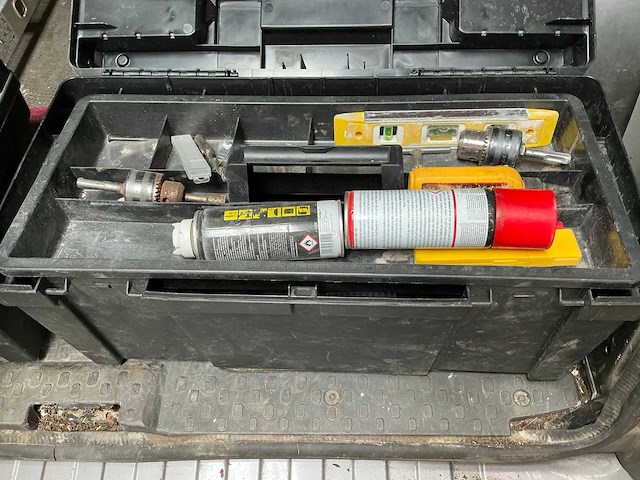 Gereedschapskoffer met inhoud (4x) - afbeelding 2 van  5
