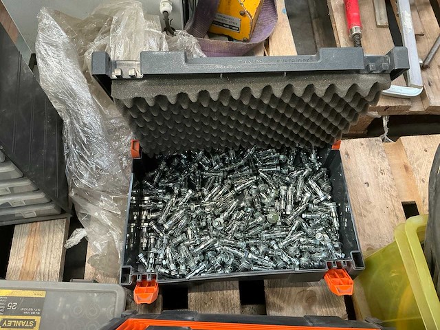 Gereedschapskoffer met inhoud (8x) - afbeelding 7 van  14