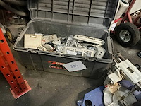 Gereedschapskoffer met inhoud - afbeelding 1 van  4