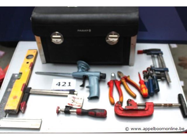 Gereedschapskoffer parat vv inhoud - afbeelding 1 van  4